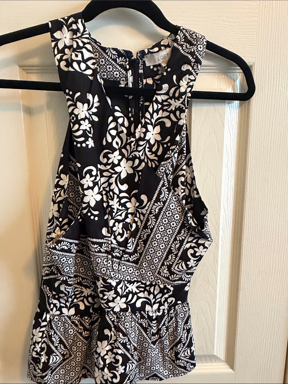 LOFT Black and White Floral-Paisley Sleeveless Top